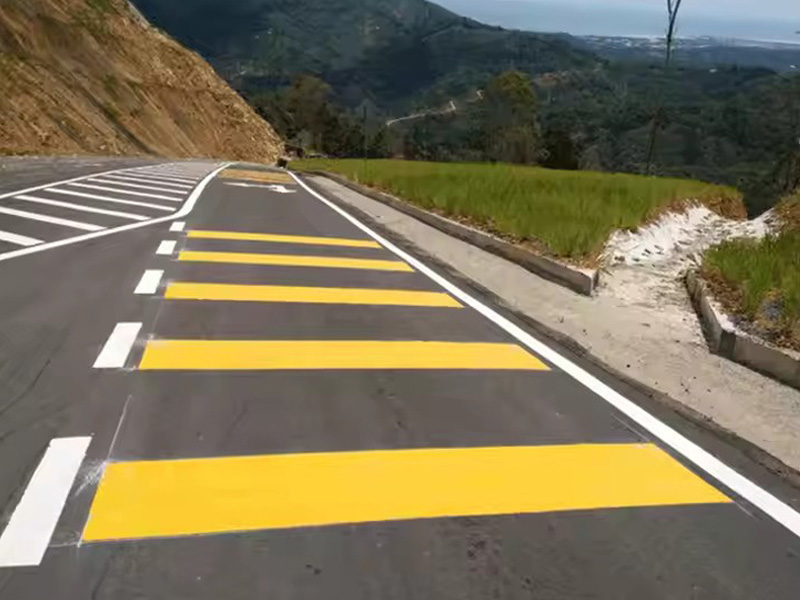 رنگ ترافیکی سازگار